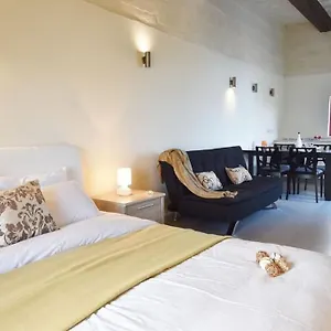 https://vallettastay-lucky-star-penthouse-501.hotelssaintjulians.com
