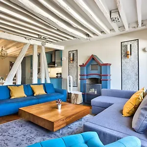 https://le-marais-superb-apartment-terrace.fr-paris.fr